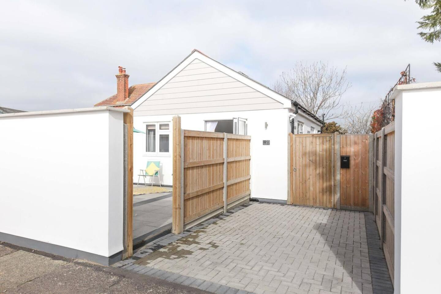 Little Bright House Hotel Whitstable Exterior photo